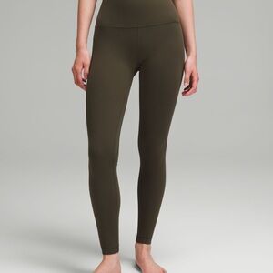 Lululemon athletica align leggings tighte 28” size 0 dark olive green